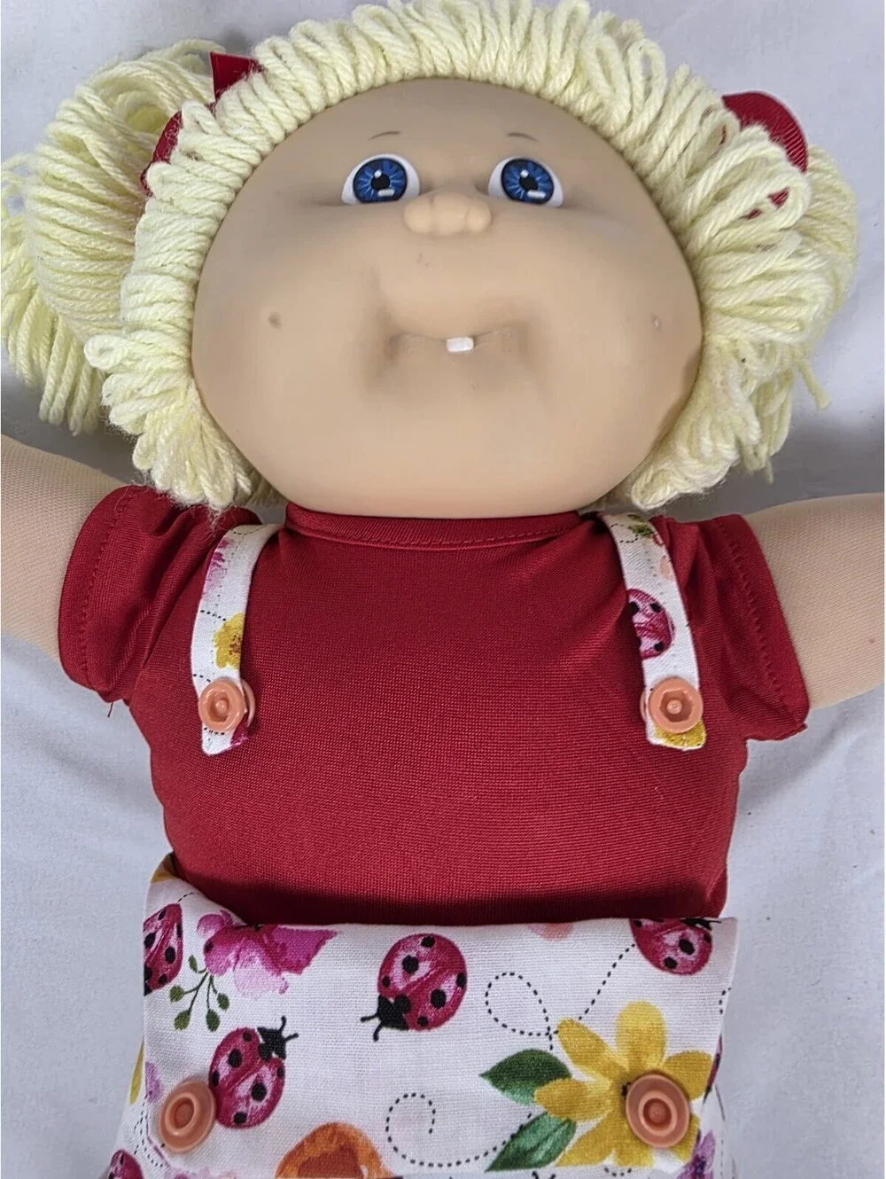 Vintage 1985 Coleco Cabbage Patch Kid Doll – Single Tooth Mold, Blonde Yarn Hair